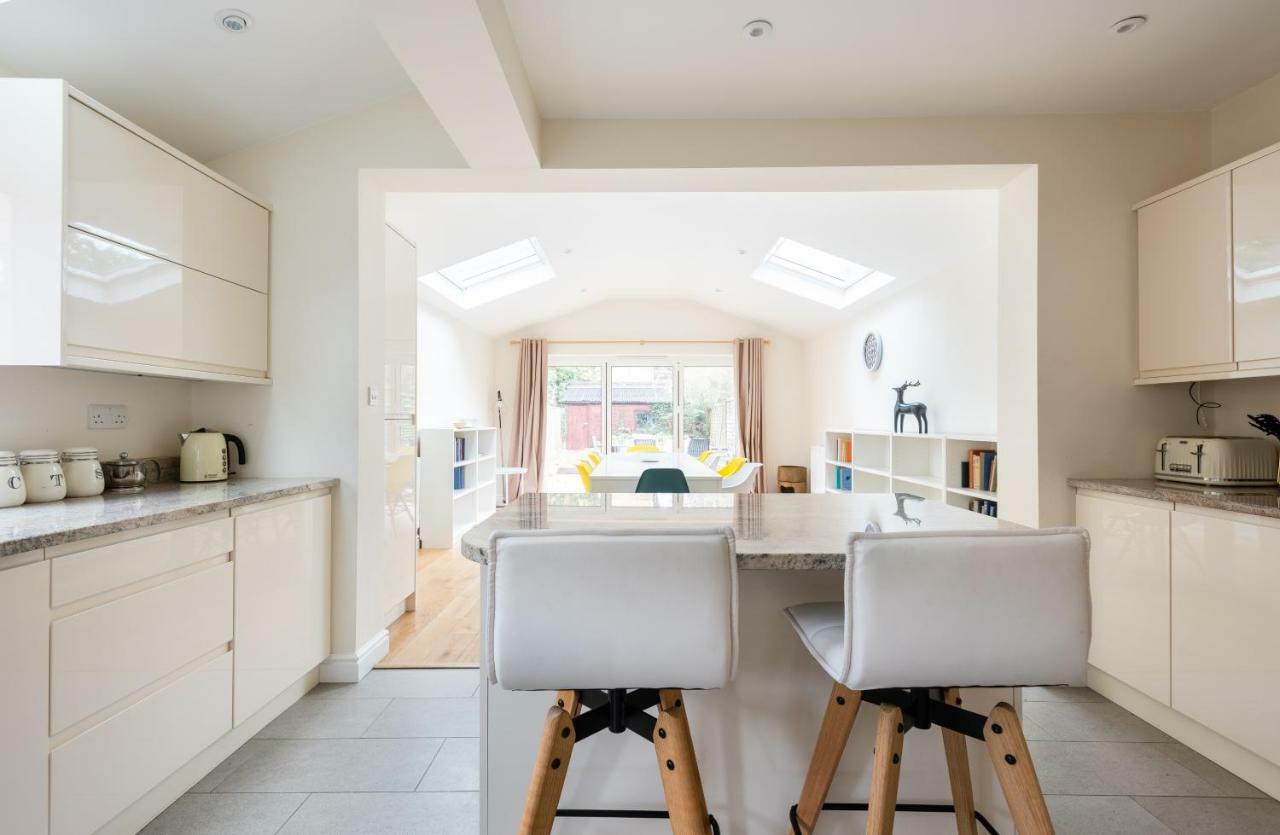The Canary Way - Contemporary 4Bdr Home With Parking Oxford Extérieur photo
