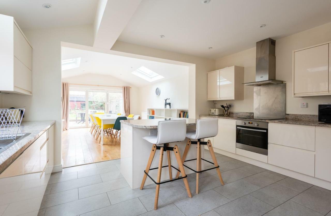 The Canary Way - Contemporary 4Bdr Home With Parking Oxford Extérieur photo